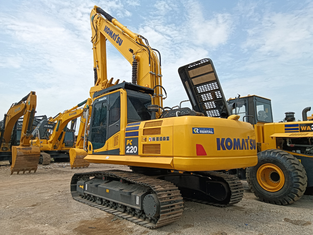 KOMATSU PC200-8 - Kāpurķēžu ekskavators: foto 2 KOMATSU PC200-8 - Kāpurķēžu ekskavators: foto 2