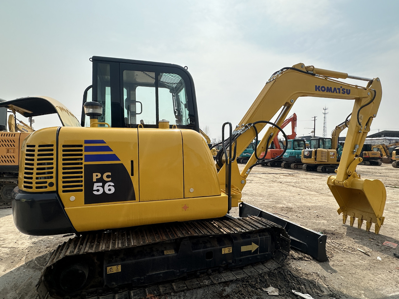 KOMATSU PC56-3 - Mini-ekskavators: foto 2 KOMATSU PC56-3 - Mini-ekskavators: foto 2