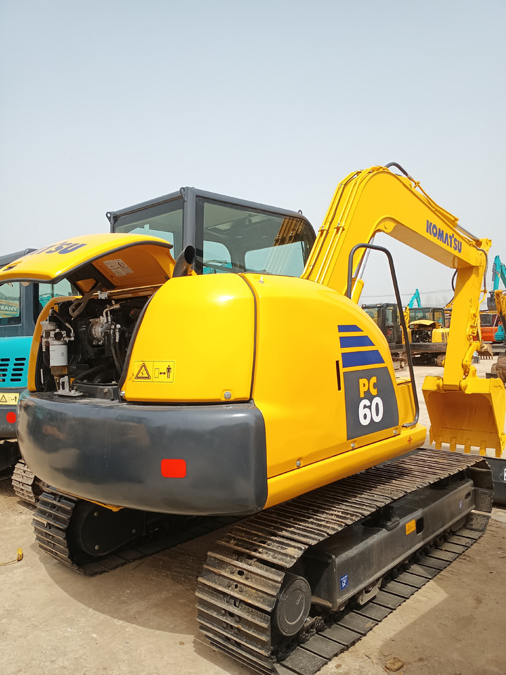 KOMATSU PC60-8 - Kāpurķēžu ekskavators: foto 4 KOMATSU PC60-8 - Kāpurķēžu ekskavators: foto 4
