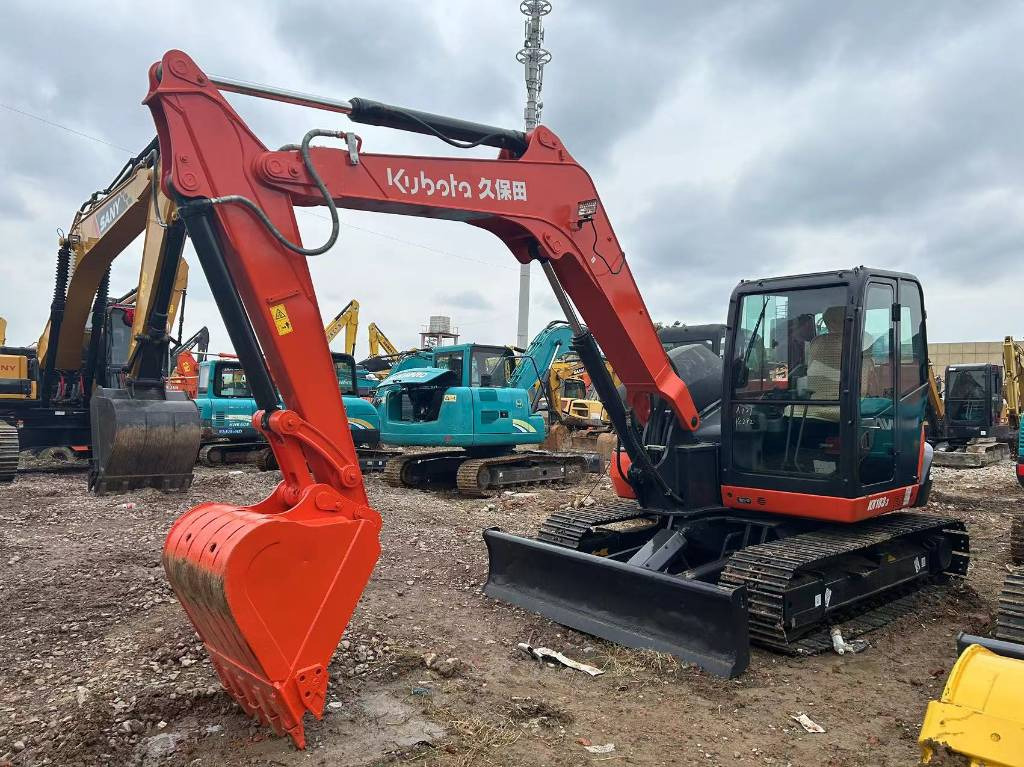 KUBOTA KX 183-3 - Mini-ekskavators: foto 1 KUBOTA KX 183-3 - Mini-ekskavators: foto 1