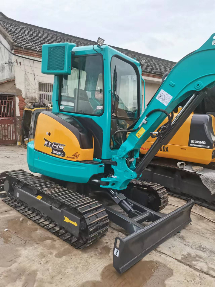 KUBOTA KX135 - Kāpurķēžu ekskavators: foto 3 KUBOTA KX135 - Kāpurķēžu ekskavators: foto 3