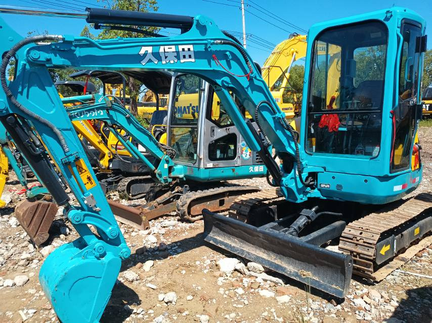 KUBOTA KX135 - Kāpurķēžu ekskavators: foto 1 KUBOTA KX135 - Kāpurķēžu ekskavators: foto 1