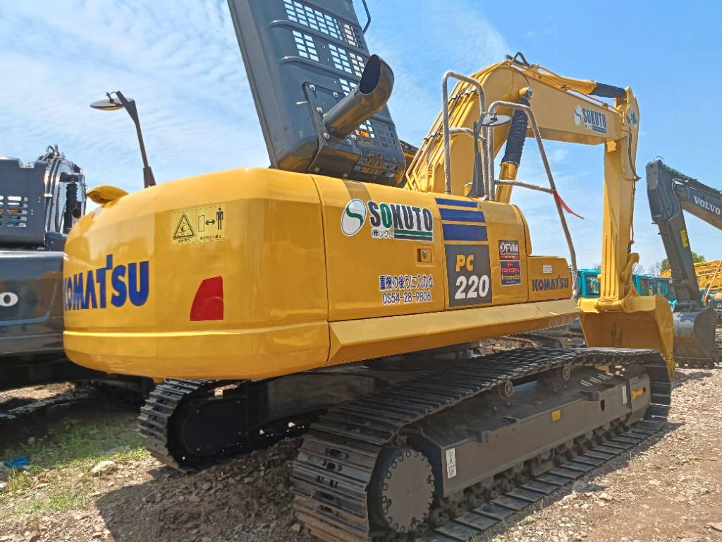 Komatsu PC 220-8 - Kāpurķēžu ekskavators: foto 2 Komatsu PC 220-8 - Kāpurķēžu ekskavators: foto 2