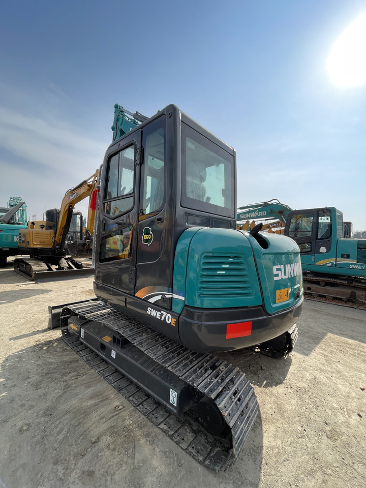 Kāpurķēžu ekskavators SUNWARD SWE70E: foto 6
