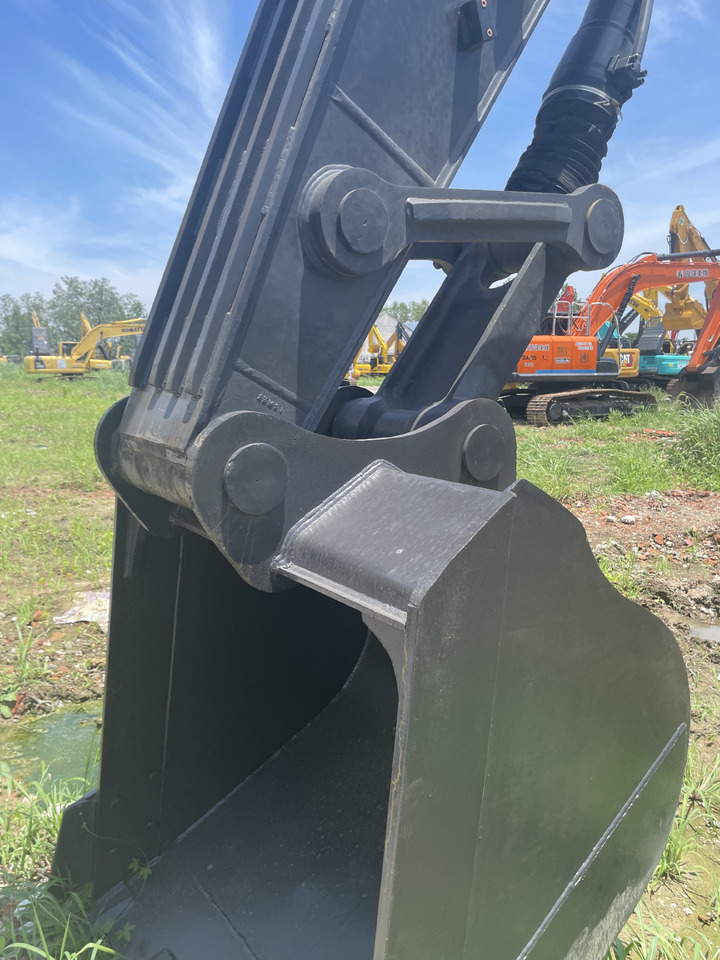 VOLVO EC240 - Kāpurķēžu ekskavators: foto 4 VOLVO EC240 - Kāpurķēžu ekskavators: foto 4