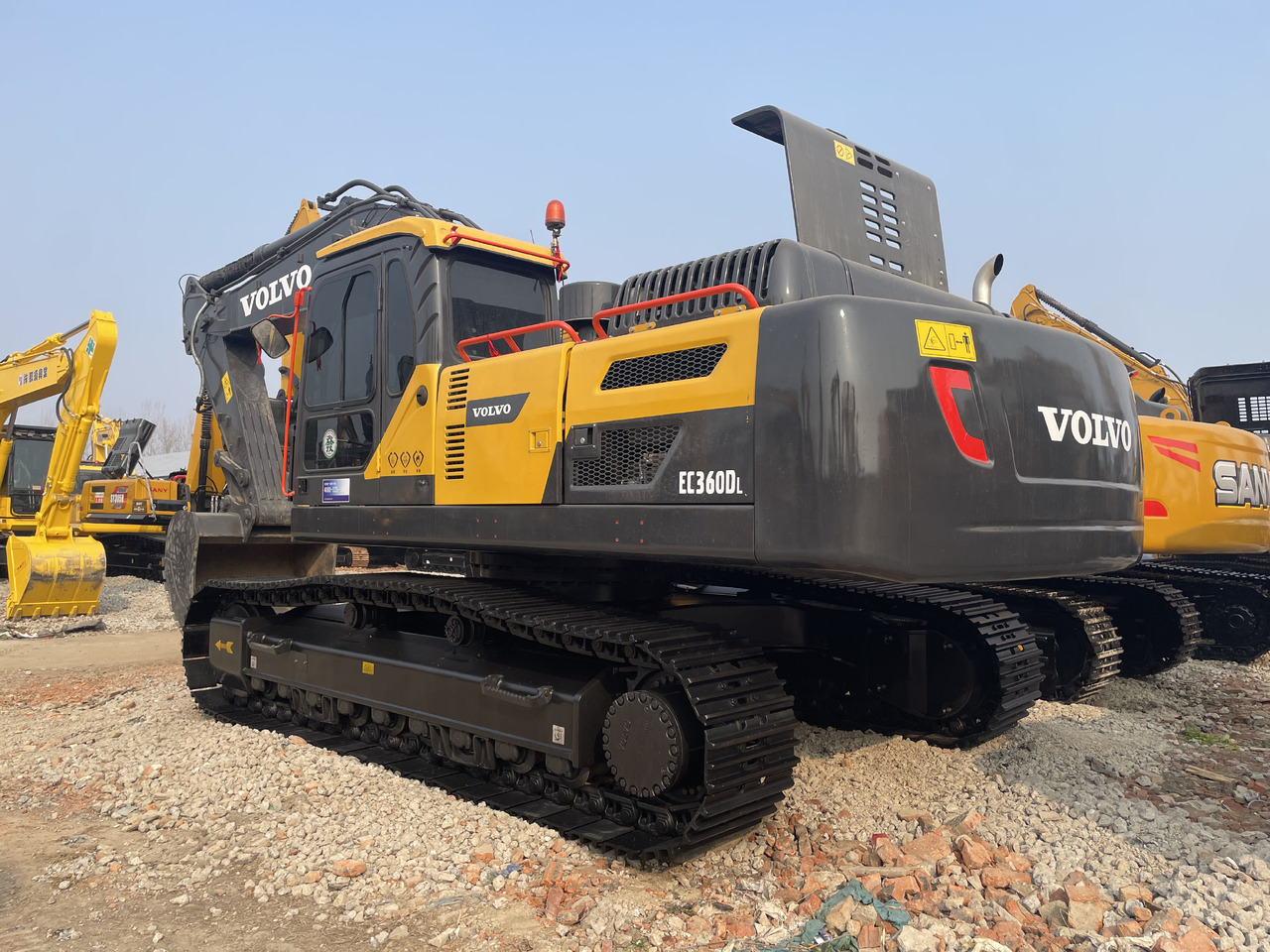 VOLVO EC360 - Kāpurķēžu ekskavators: foto 1 VOLVO EC360 - Kāpurķēžu ekskavators: foto 1