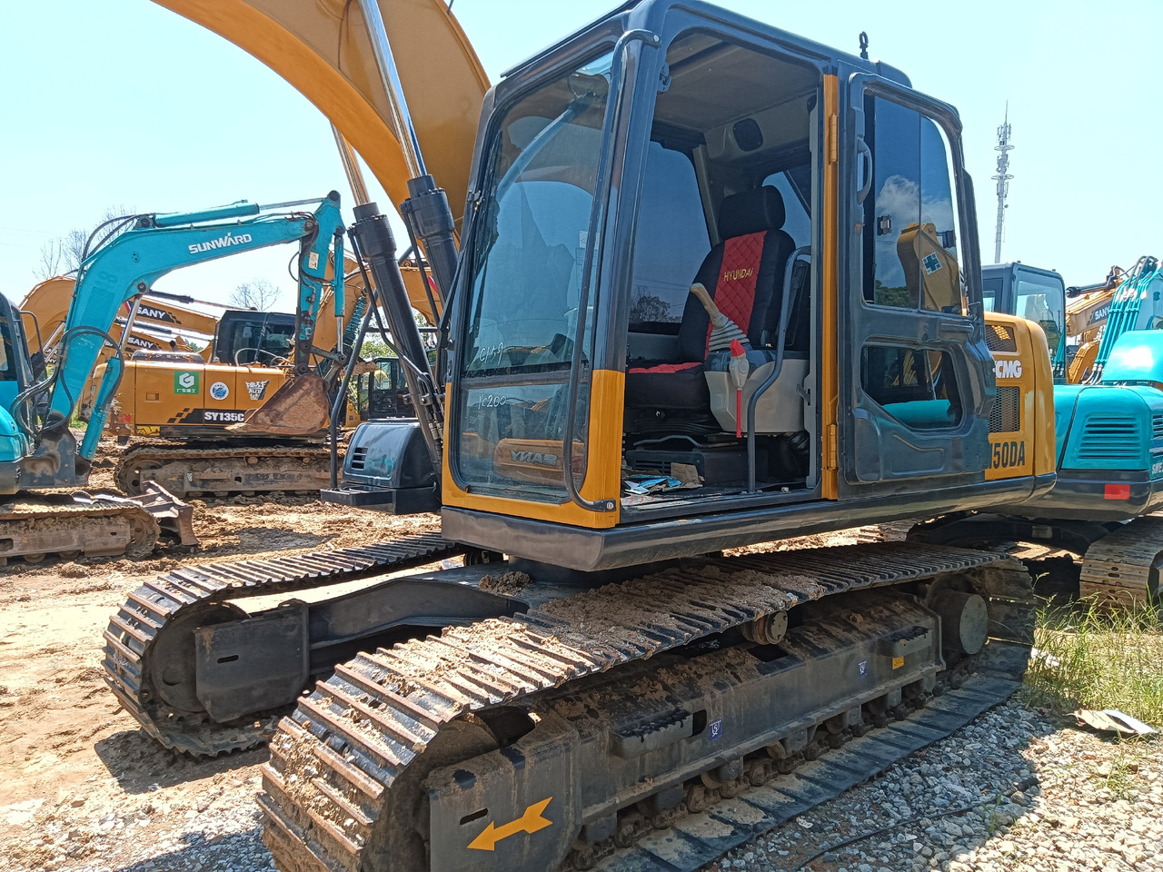 XCMG XE150WD - Kāpurķēžu ekskavators: foto 3 XCMG XE150WD - Kāpurķēžu ekskavators: foto 3