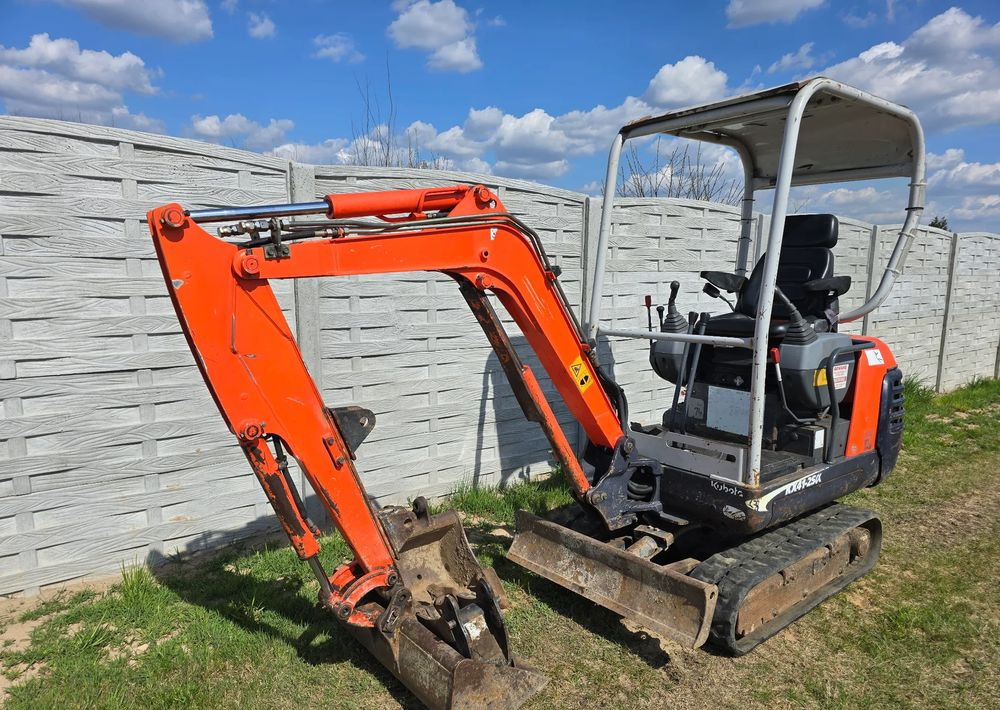 Kubota - Mini-ekskavators: foto 2 Kubota - Mini-ekskavators: foto 2
