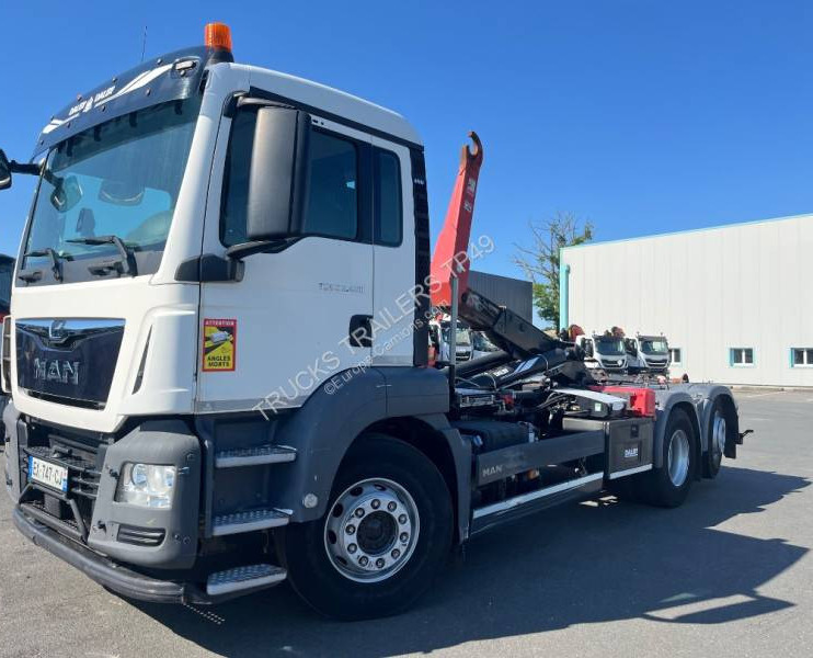 MAN TGS 26.460 - Pacēlājs ar āķi: foto 1 MAN TGS 26.460 - Pacēlājs ar āķi: foto 1
