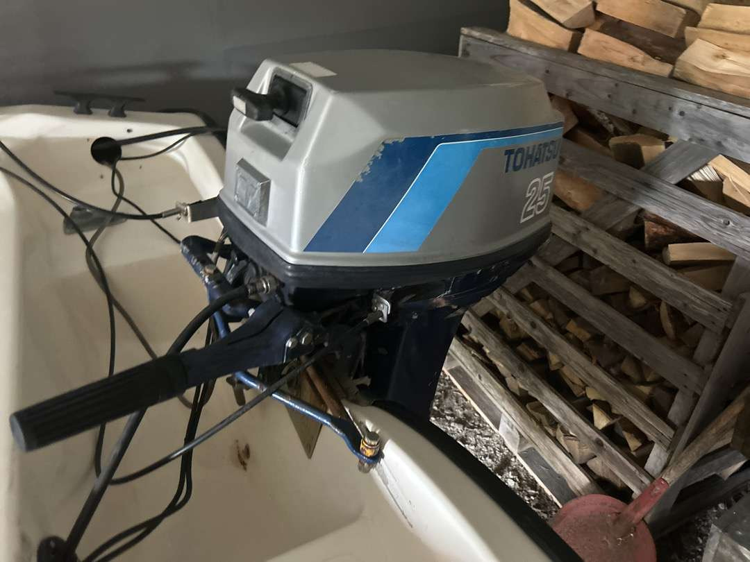 1993 Båtmotor Tohatsu 25 hk - Instrument/ Aprīkojums: foto 1 1993 Båtmotor Tohatsu 25 hk - Instrument/ Aprīkojums: foto 1