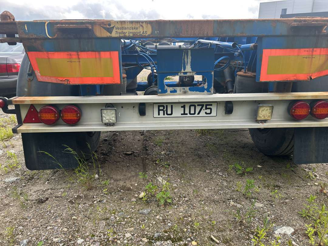 2004 Container henger TURBO`HOET CONTAINERSEMITRAILER EU-godkjent - Puspiekabe noņemamā virsbūve/ Konteineru vedējs: foto 5 2004 Container henger TURBO`HOET CONTAINERSEMITRAILER EU-godkjent - Puspiekabe noņemamā virsbūve/ Konteineru vedējs: foto 5