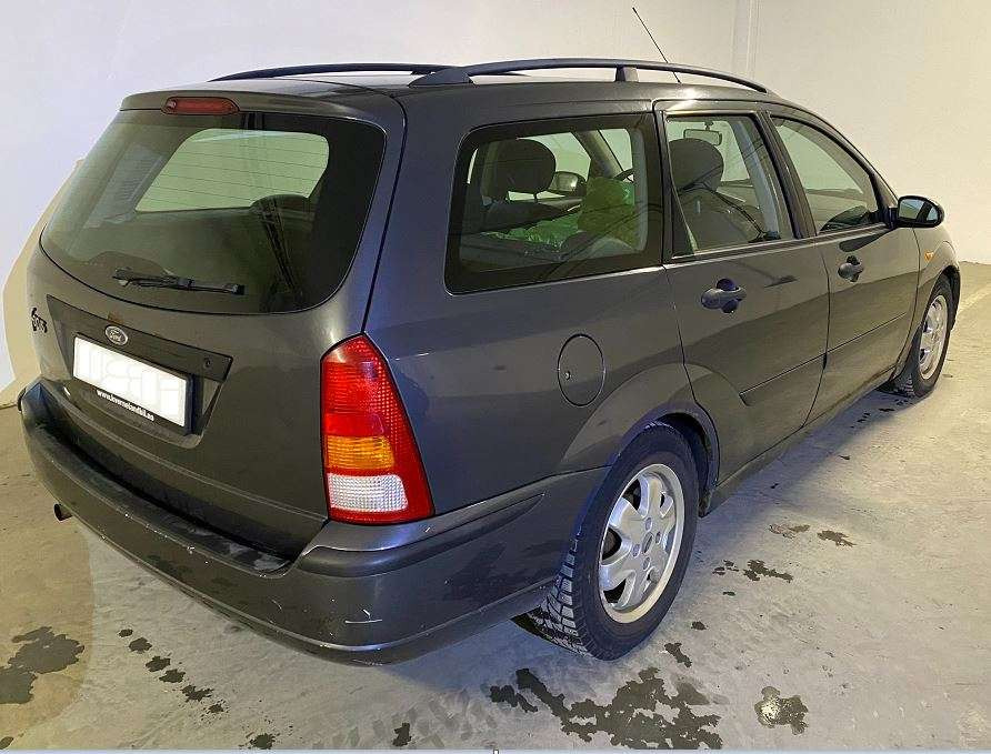 2004 Ford Focus Stv - EU-godkjent til 2026 - Vieglā automašīna: foto 4 2004 Ford Focus Stv - EU-godkjent til 2026 - Vieglā automašīna: foto 4