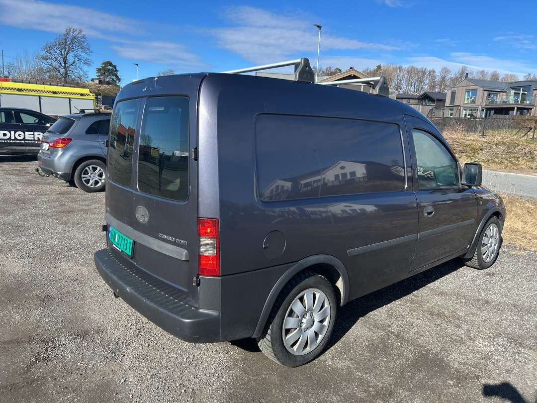 2005 Varebil OPEL COMBO CDTI EU-godkjent - Vieglā automašīna: foto 3 2005 Varebil OPEL COMBO CDTI EU-godkjent - Vieglā automašīna: foto 3