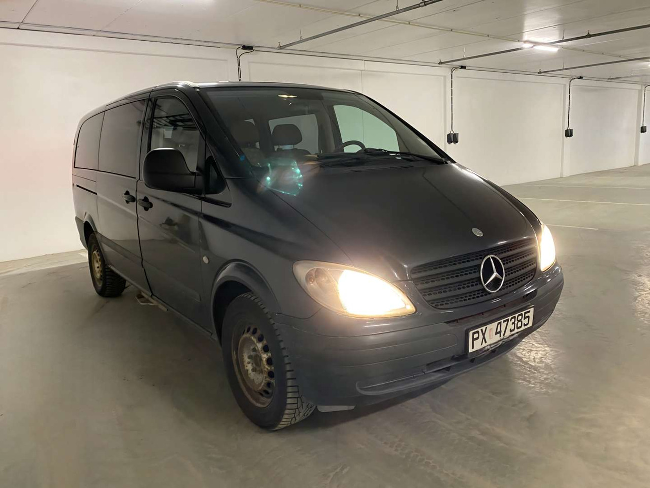 2006 Mercedes-Benz Vito 9 seter - EU-godkjent - Vieglā automašīna: foto 1 2006 Mercedes-Benz Vito 9 seter - EU-godkjent - Vieglā automašīna: foto 1