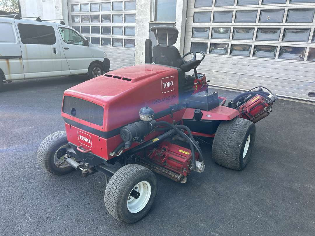 2006 sittegressklipper til golfbane - Zāles pļāvējs: foto 3 2006 sittegressklipper til golfbane - Zāles pļāvējs: foto 3