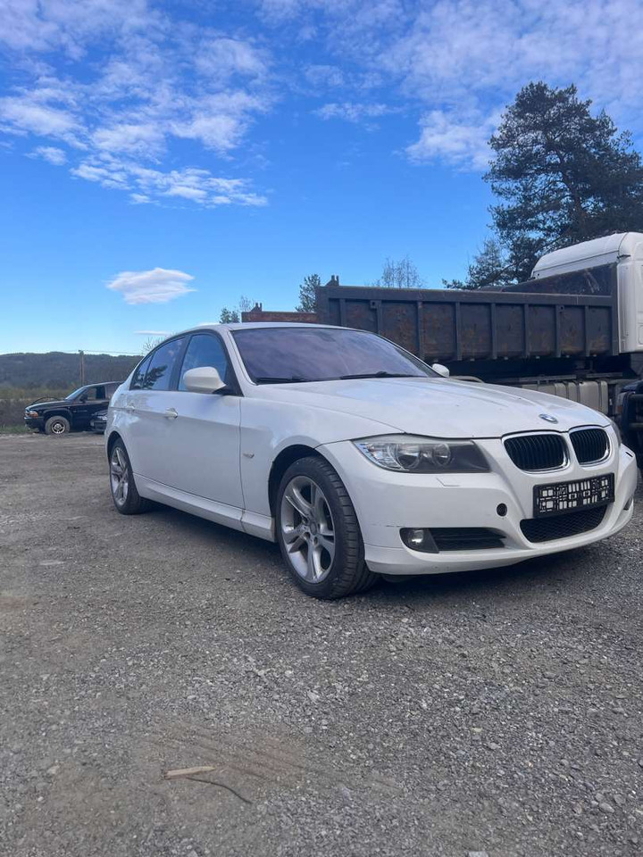 2009 BMW 316i Facelift (se mangellapp) - rep.-objekt - Sedans: foto 5 2009 BMW 316i Facelift (se mangellapp) - rep.-objekt - Sedans: foto 5
