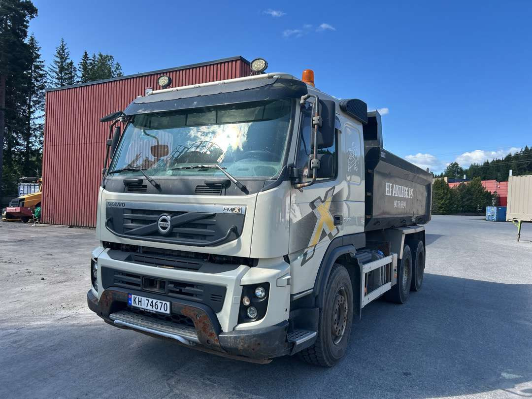 2011 Dumper VOLVO FM 500 Euroklasse 5T - Kravas automašīna pašizgāzējs: foto 1 2011 Dumper VOLVO FM 500 Euroklasse 5T - Kravas automašīna pašizgāzējs: foto 1