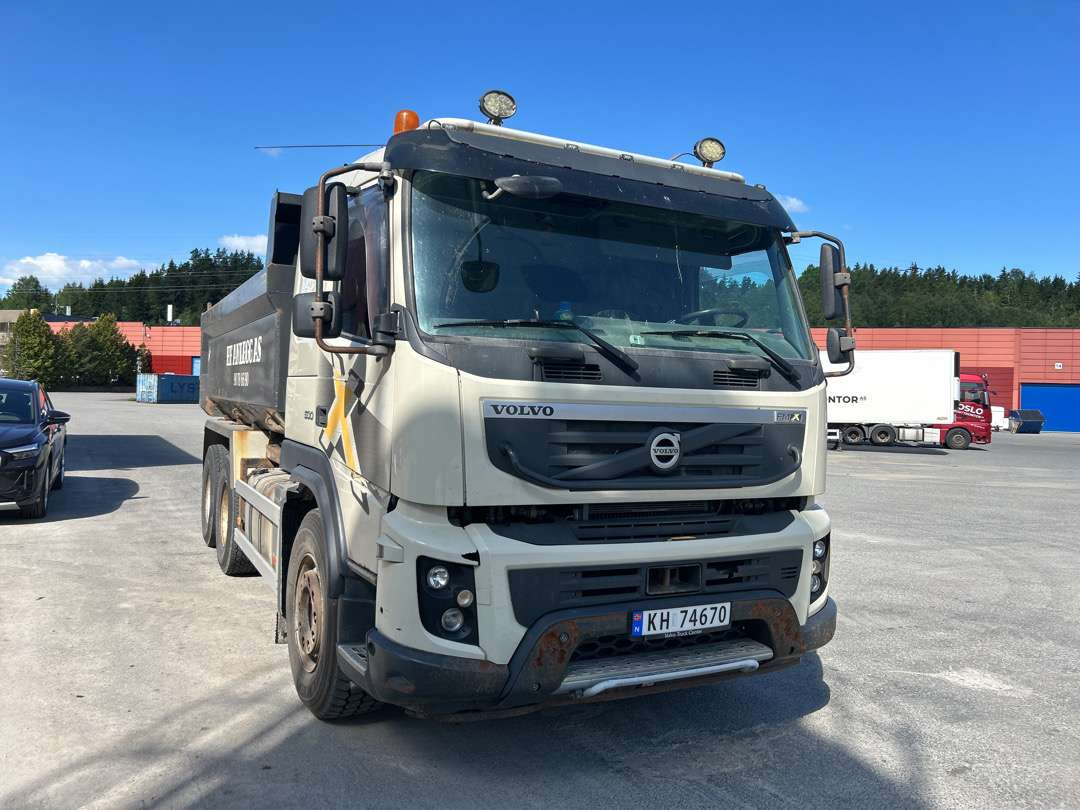2011 Dumper VOLVO FM 500 Euroklasse 5T - Kravas automašīna pašizgāzējs: foto 2 2011 Dumper VOLVO FM 500 Euroklasse 5T - Kravas automašīna pašizgāzējs: foto 2
