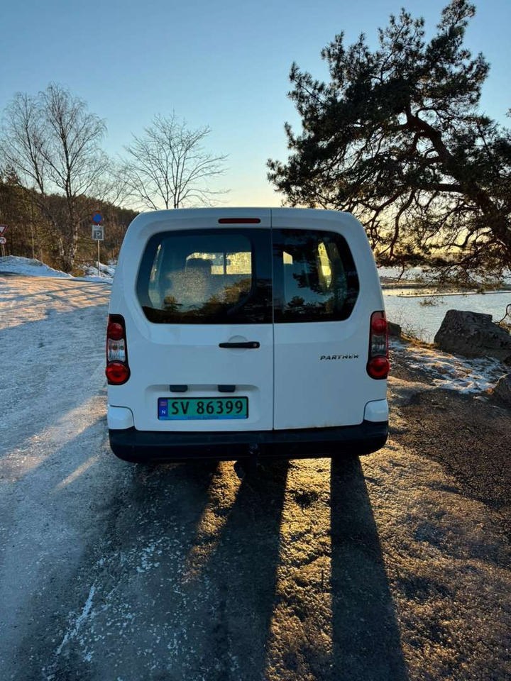 2017 Peugeot Partner Lang utgave EU-godkjent - Vieglā automašīna: foto 4 2017 Peugeot Partner Lang utgave EU-godkjent - Vieglā automašīna: foto 4