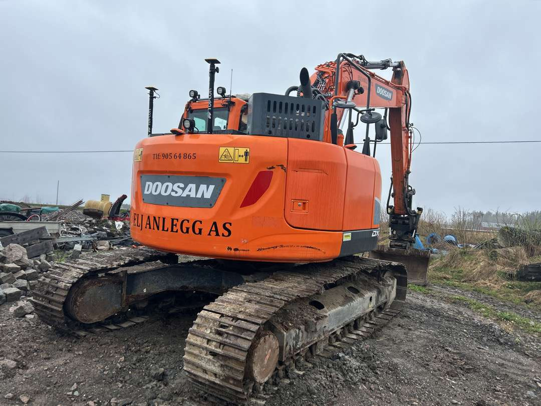 2018 Beltegraver 24 tonn Doosan DX 235LCR S 70-feste - Ekskavators: foto 3 2018 Beltegraver 24 tonn Doosan DX 235LCR S 70-feste - Ekskavators: foto 3