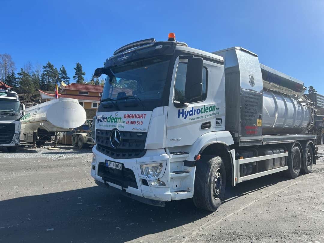 2019 Kombibil MERCEDES-BENZ AROCS 2543 KDIR EU-godkjent Euroklasse 6T - Asenizācijas mašīna: foto 1 2019 Kombibil MERCEDES-BENZ AROCS 2543 KDIR EU-godkjent Euroklasse 6T - Asenizācijas mašīna: foto 1