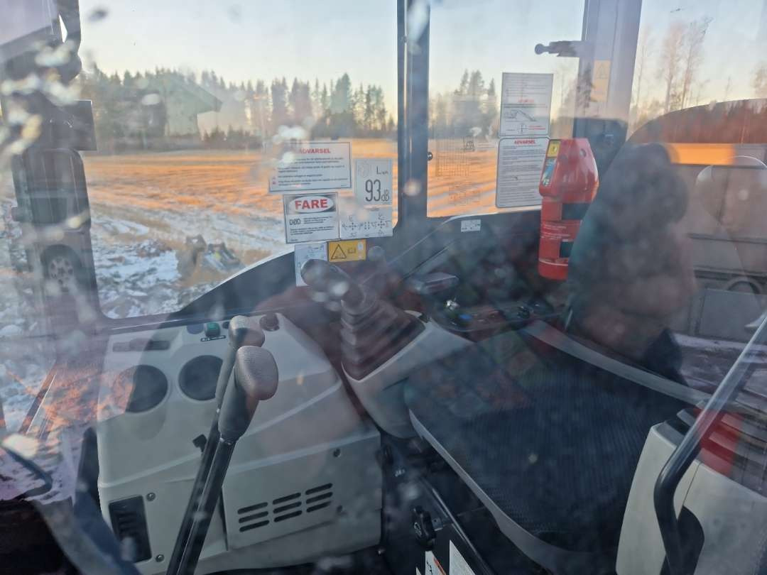 2023 Kobelco SK28SR-6 Minigraver – Nesten ny med kun 563 timer! - Ekskavators: foto 5 2023 Kobelco SK28SR-6 Minigraver – Nesten ny med kun 563 timer! - Ekskavators: foto 5