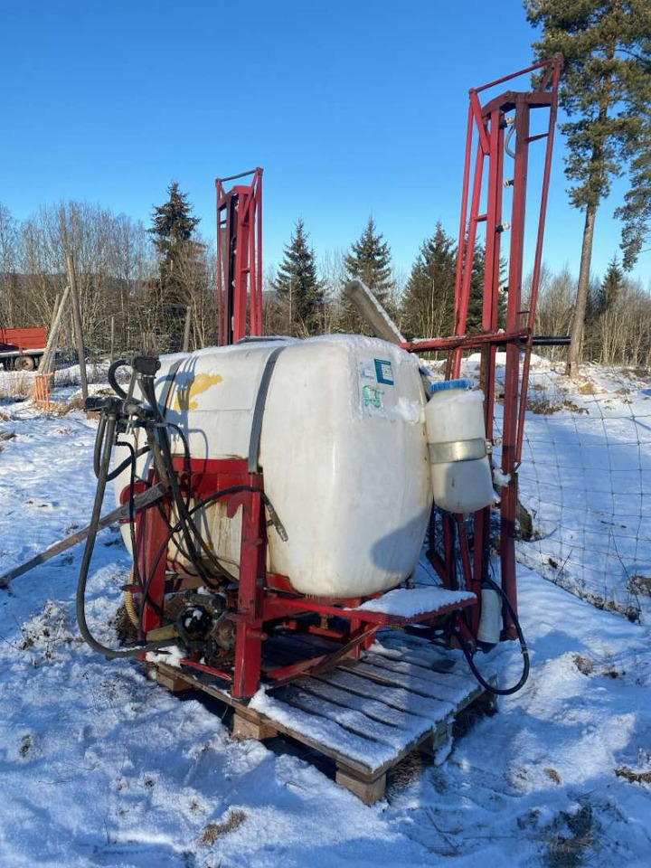 Åkersprøyte - Uzkarināmais miglotājs: foto 1 Åkersprøyte - Uzkarināmais miglotājs: foto 1