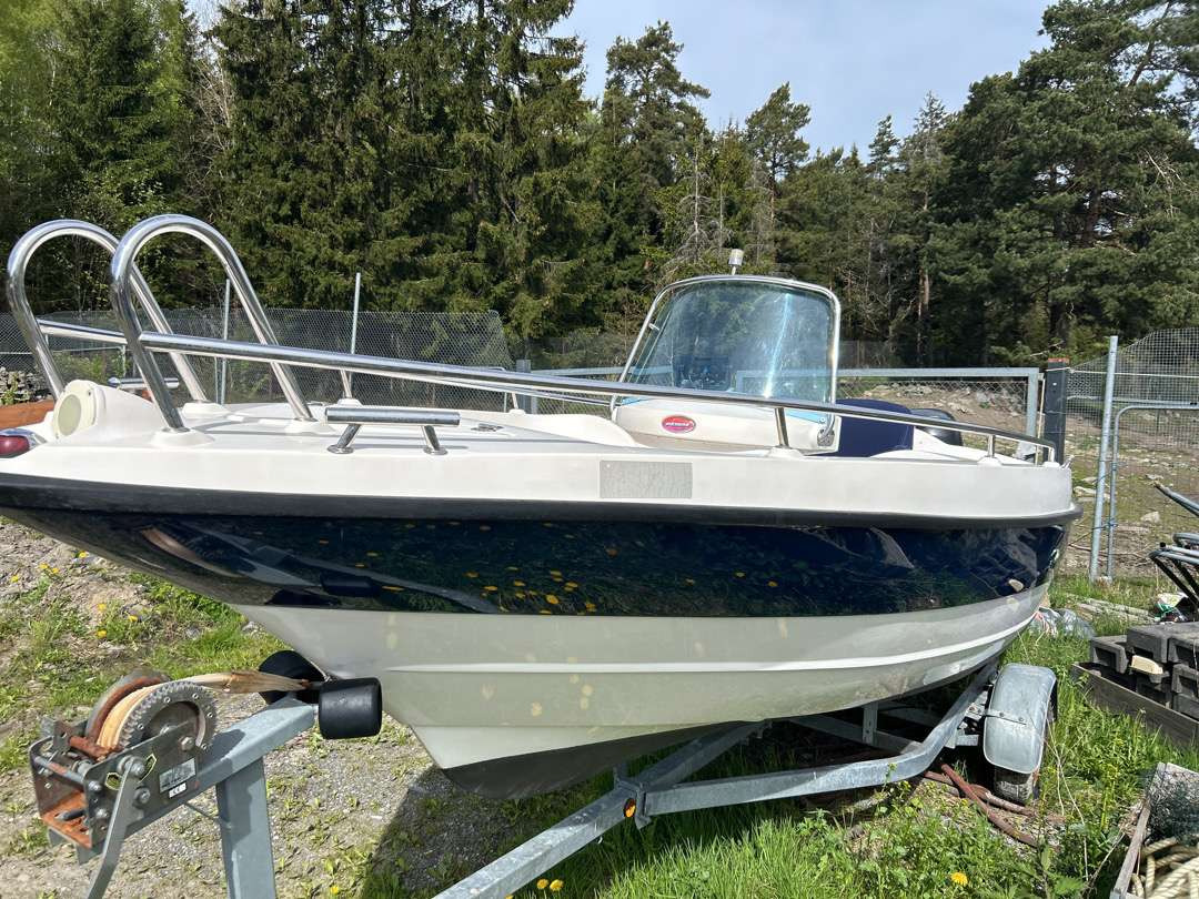 19 fots Båt Viksund Marlin 600 + båtmotor Suzuki 90 Hk - Citas iekārtas: foto 1 19 fots Båt Viksund Marlin 600 + båtmotor Suzuki 90 Hk - Citas iekārtas: foto 1