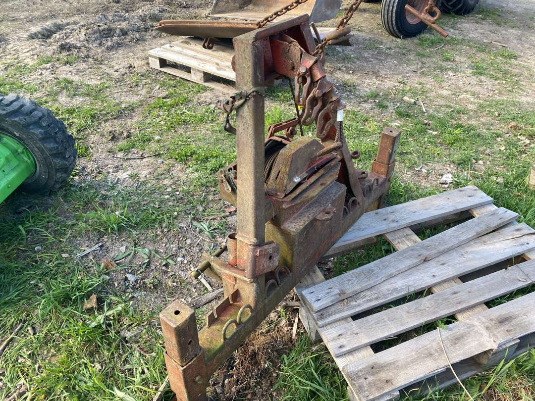 Vinsj til traktor - Papildaprīkojums - Celtniecības tehnika: foto 1 Vinsj til traktor - Papildaprīkojums - Celtniecības tehnika: foto 1
