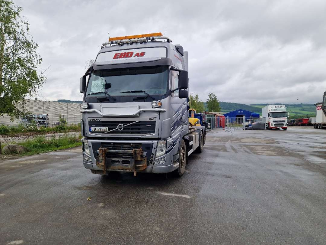Volvo FH6X2-Krokbil med hydraulisk brøyteutstyr - Pacēlājs ar āķi: foto 5 Volvo FH6X2-Krokbil med hydraulisk brøyteutstyr - Pacēlājs ar āķi: foto 5