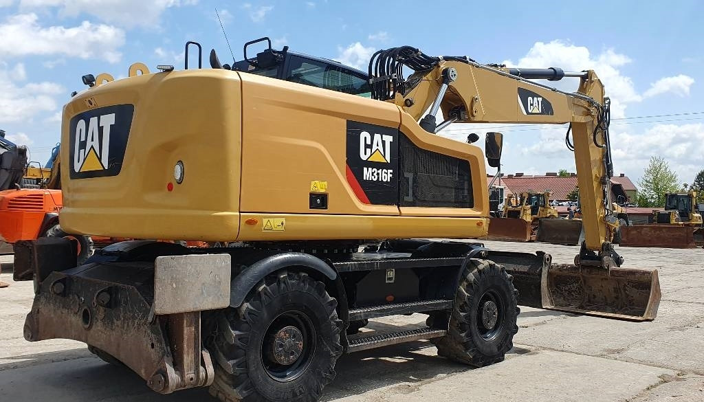 CAT M316F - Riteņu ekskavators: foto 5 CAT M316F - Riteņu ekskavators: foto 5