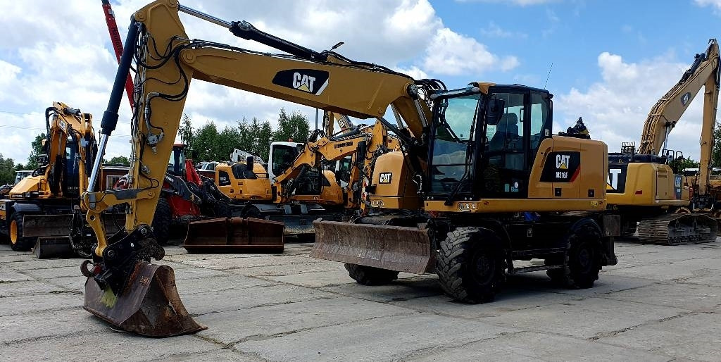 CAT M316F - Riteņu ekskavators: foto 2 CAT M316F - Riteņu ekskavators: foto 2
