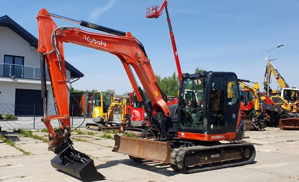 Kubota KX 080-4 - Mini-ekskavators: foto 1 Kubota KX 080-4 - Mini-ekskavators: foto 1