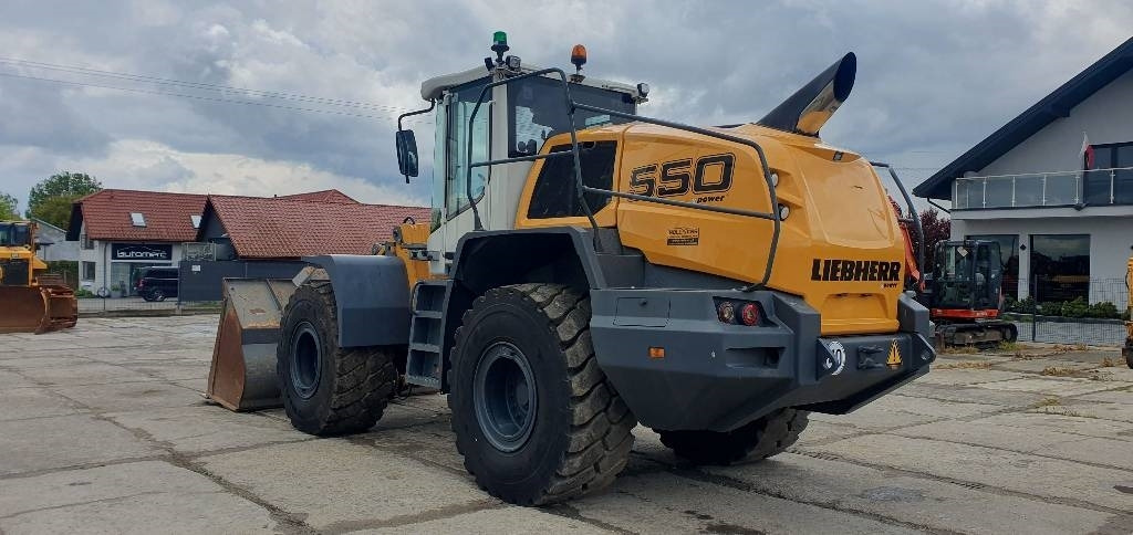 Liebherr L 550 - Riteņu iekrāvējs: foto 2 Liebherr L 550 - Riteņu iekrāvējs: foto 2