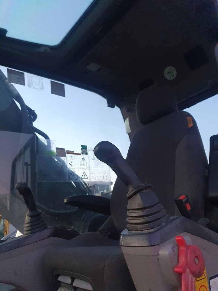 Volvo EC 250 D N L - Kāpurķēžu ekskavators: foto 4 Volvo EC 250 D N L - Kāpurķēžu ekskavators: foto 4