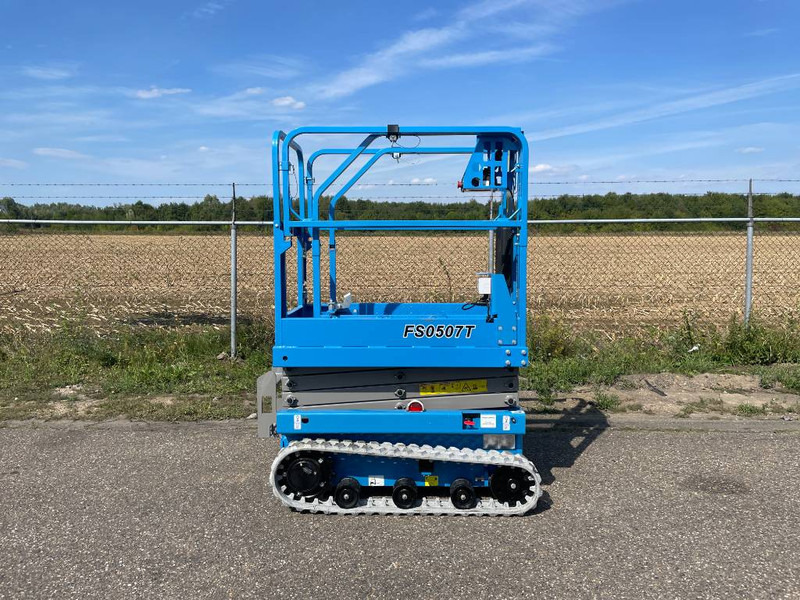 Fronteq FS0507T Tracked Scissor Lift - Šķērveida pacēlājs: foto 4 Fronteq FS0507T Tracked Scissor Lift - Šķērveida pacēlājs: foto 4