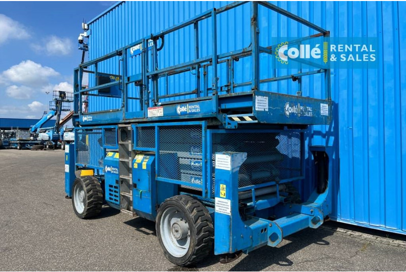 Genie GS 4390 RT | 2008 - Šķērveida pacēlājs: foto 3 Genie GS 4390 RT | 2008 - Šķērveida pacēlājs: foto 3