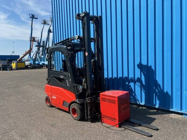 Linde E 20 PL - Elektroiekrāvējs: foto 4 Linde E 20 PL - Elektroiekrāvējs: foto 4