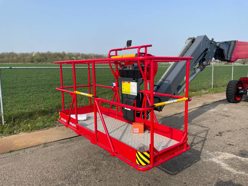 MAGNI BT30RT STAGE V | 30 METER | TELESCOPIC JIB | 4x4x4 - Teleskopiskais pacēlājs: foto 4 MAGNI BT30RT STAGE V | 30 METER | TELESCOPIC JIB | 4x4x4 - Teleskopiskais pacēlājs: foto 4