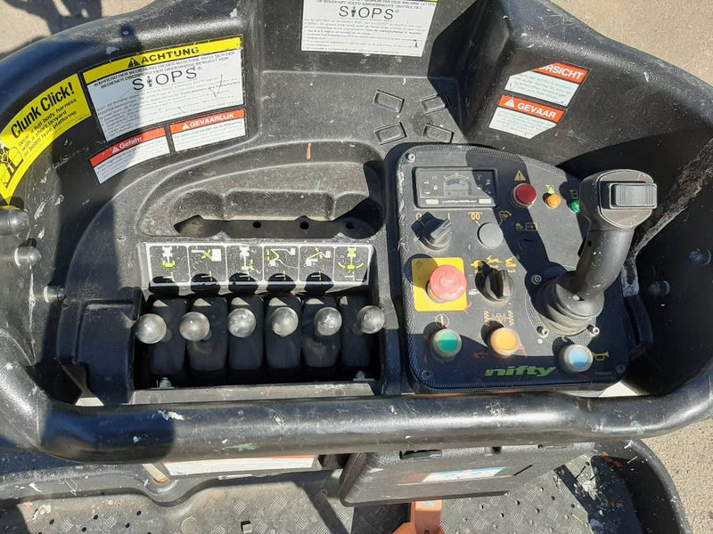 Izlices pacēlājs Niftylift HR21E 2x4: foto 12