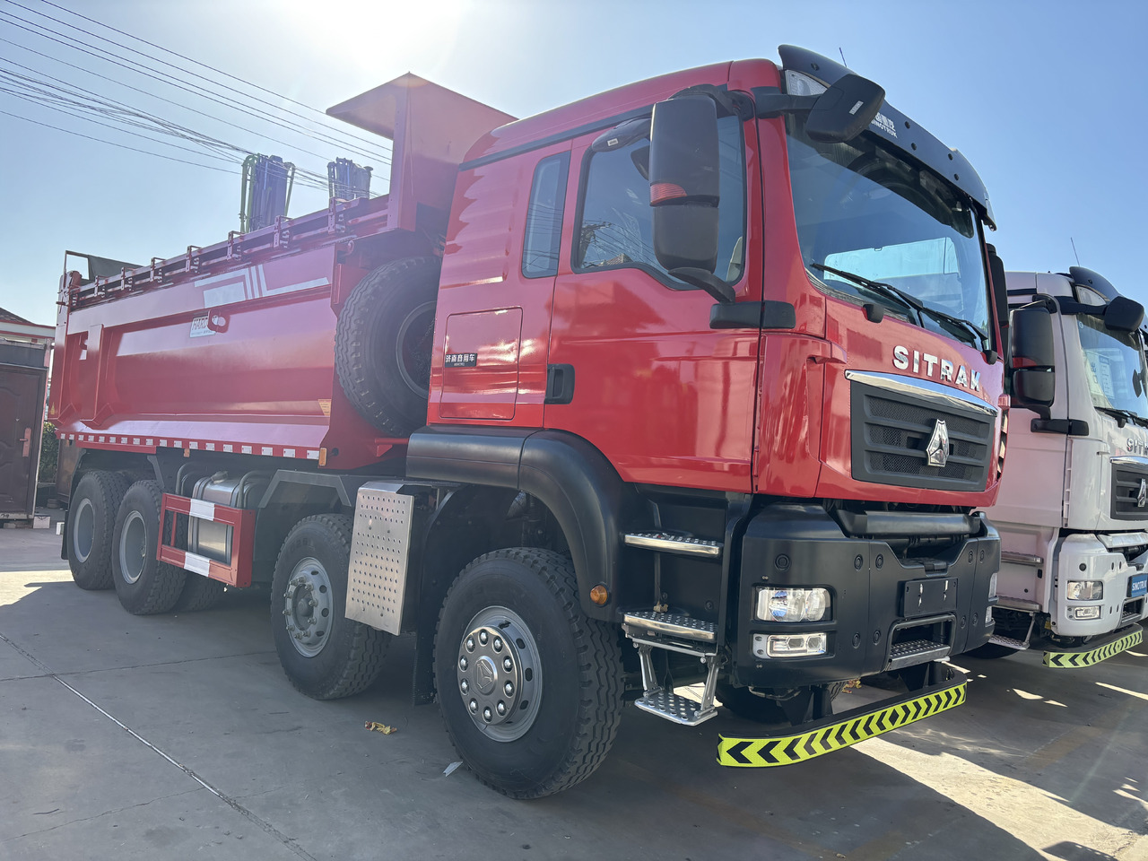 SITRAK G7 - Kravas automašīna pašizgāzējs: foto 1 SITRAK G7 - Kravas automašīna pašizgāzējs: foto 1