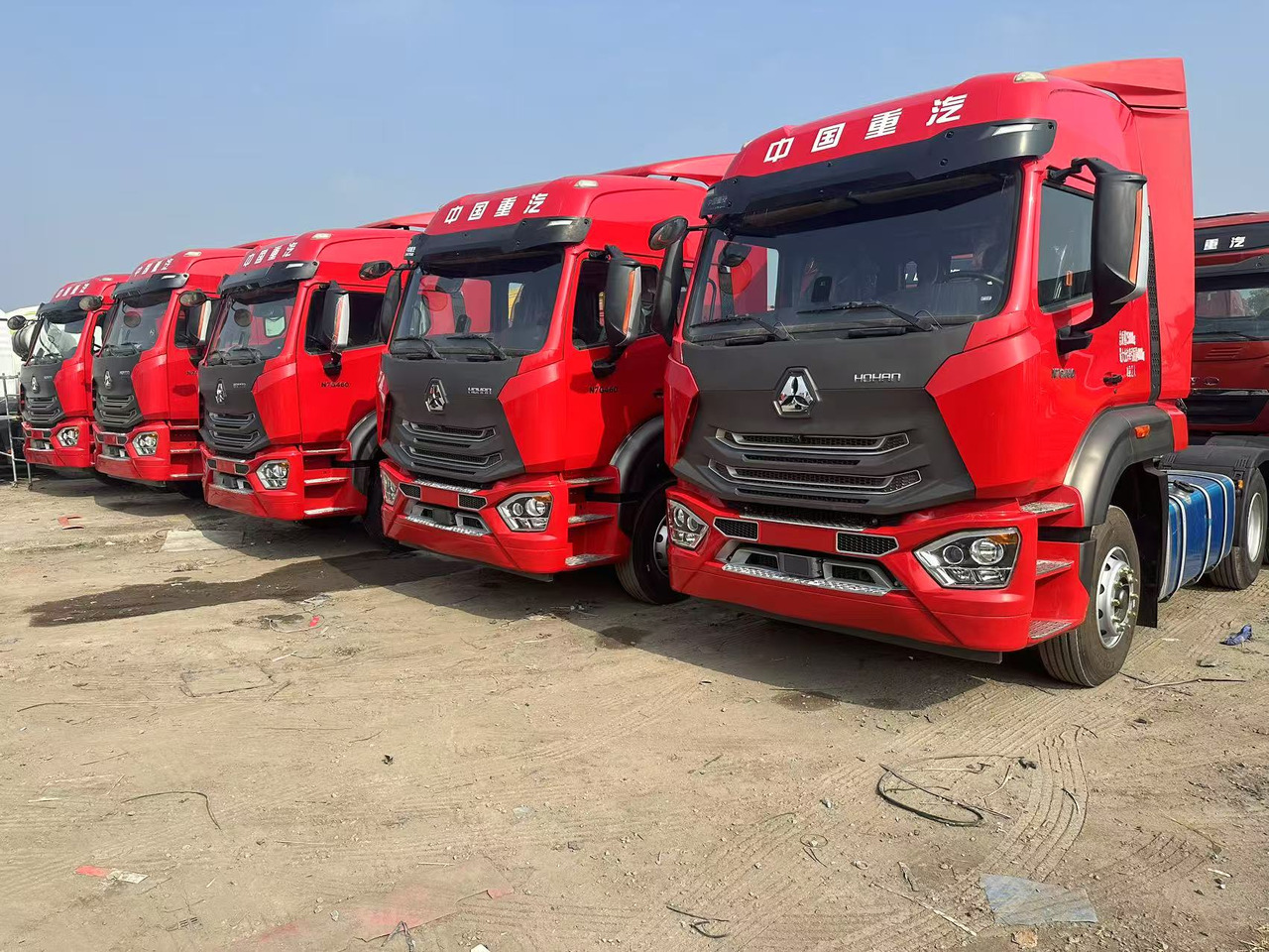 HOHAN - Vilcējs: foto 1 HOHAN - Vilcējs: foto 1