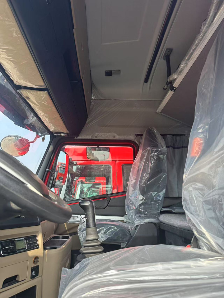 HOHAN - Vilcējs: foto 2 HOHAN - Vilcējs: foto 2