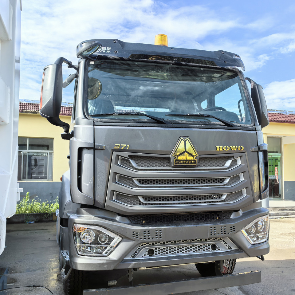 SINOTRUCK HOWO - Vilcējs: foto 1 SINOTRUCK HOWO - Vilcējs: foto 1