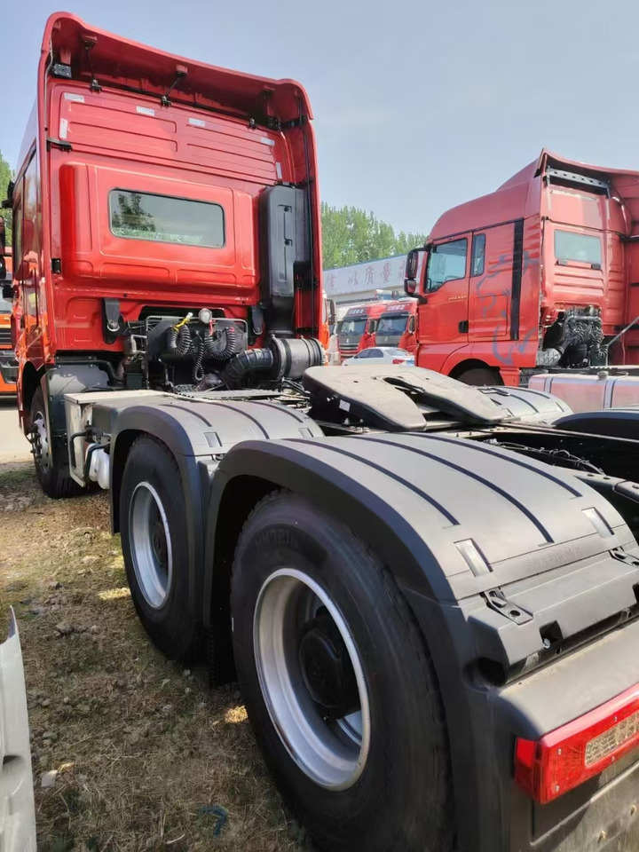 SINOTRUCK HOWO - Vilcējs: foto 5 SINOTRUCK HOWO - Vilcējs: foto 5