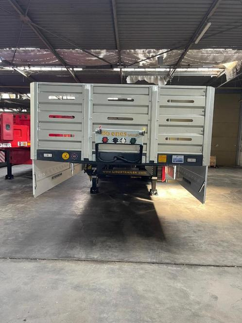 LIDER 3-assige flatbed - Bortu puspiekabe/ Platforma: foto 1 LIDER 3-assige flatbed - Bortu puspiekabe/ Platforma: foto 1