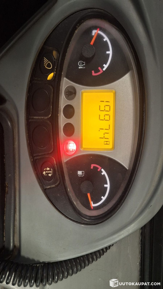 Bobcat E17 excavator, 2017 model, 1,997 h, Espoo - Mini-ekskavators: foto 3 Bobcat E17 excavator, 2017 model, 1,997 h, Espoo - Mini-ekskavators: foto 3