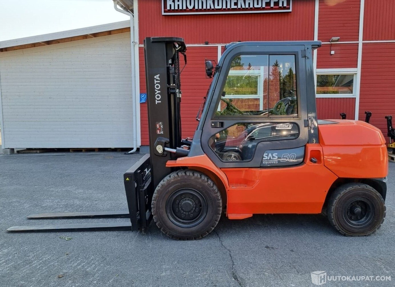 Toyota 42-7 FD 45, 2011, Diesel, 3 800 h, Seinäjoki - Celtniecības tehnika: foto 1 Toyota 42-7 FD 45, 2011, Diesel, 3 800 h, Seinäjoki - Celtniecības tehnika: foto 1
