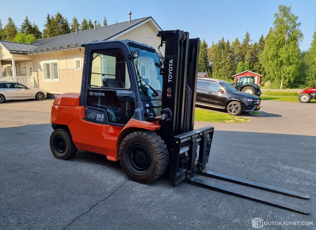 Toyota 42-7 FD 45, 2011, Diesel, 3 800 h, Seinäjoki - Celtniecības tehnika: foto 4 Toyota 42-7 FD 45, 2011, Diesel, 3 800 h, Seinäjoki - Celtniecības tehnika: foto 4