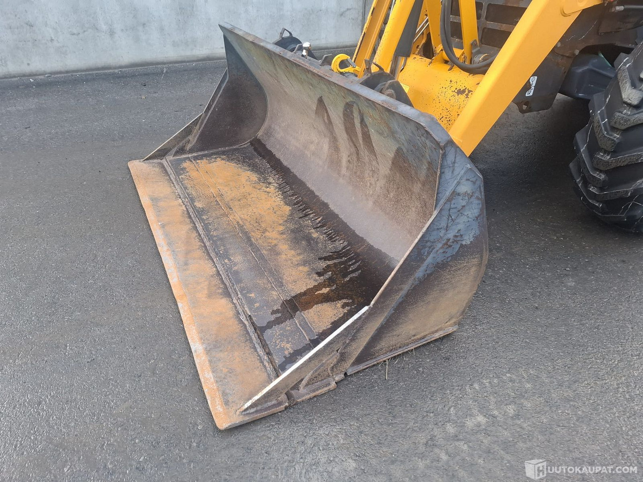 Ekskavators-iekrāvējs Fermec 960, Traktorikaivuri, 2003, Sis alv 25,5%, Nurmijärvi: foto 6 Ekskavators-iekrāvējs Fermec 960, Traktorikaivuri, 2003, Sis alv 25,5%, Nurmijärvi: foto 6